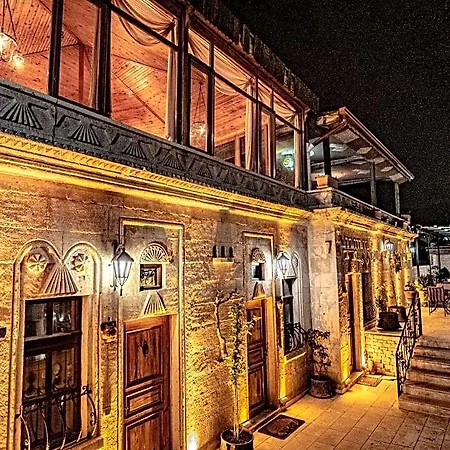 House Hotel 5*