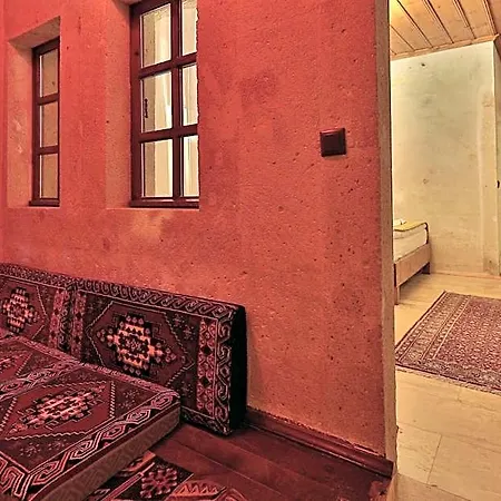 House Hotel 5*
